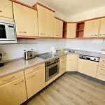 Haus Drei Schwestern, Traumzeit