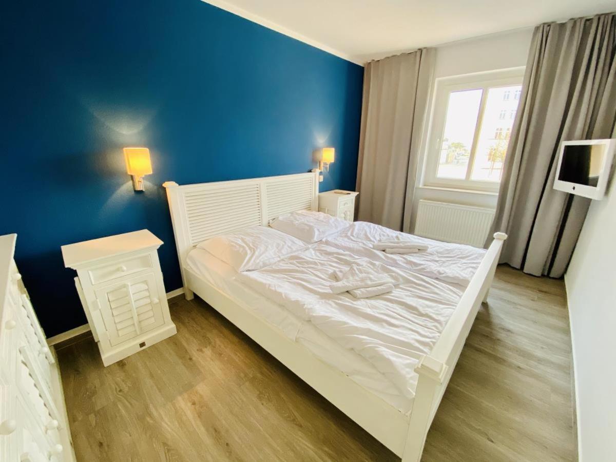 Haus Drei Schwestern, Traumzeit *